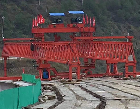 雙梁架橋機